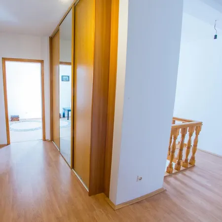 Little Kiwi House Σπίτι διακοπών Blagaj